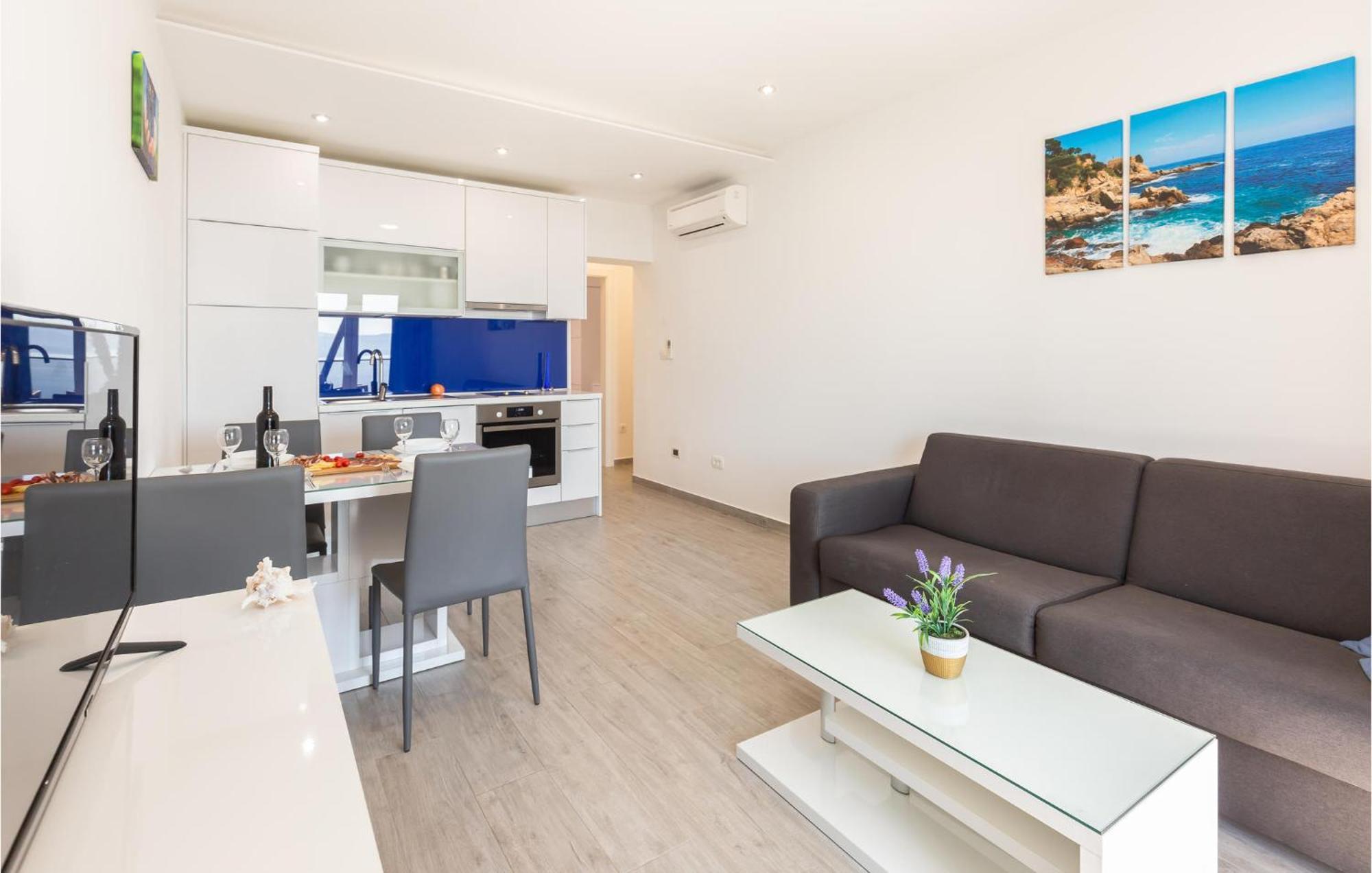 One-Bedroom Apartment in Medici Kutleša Buitenkant foto