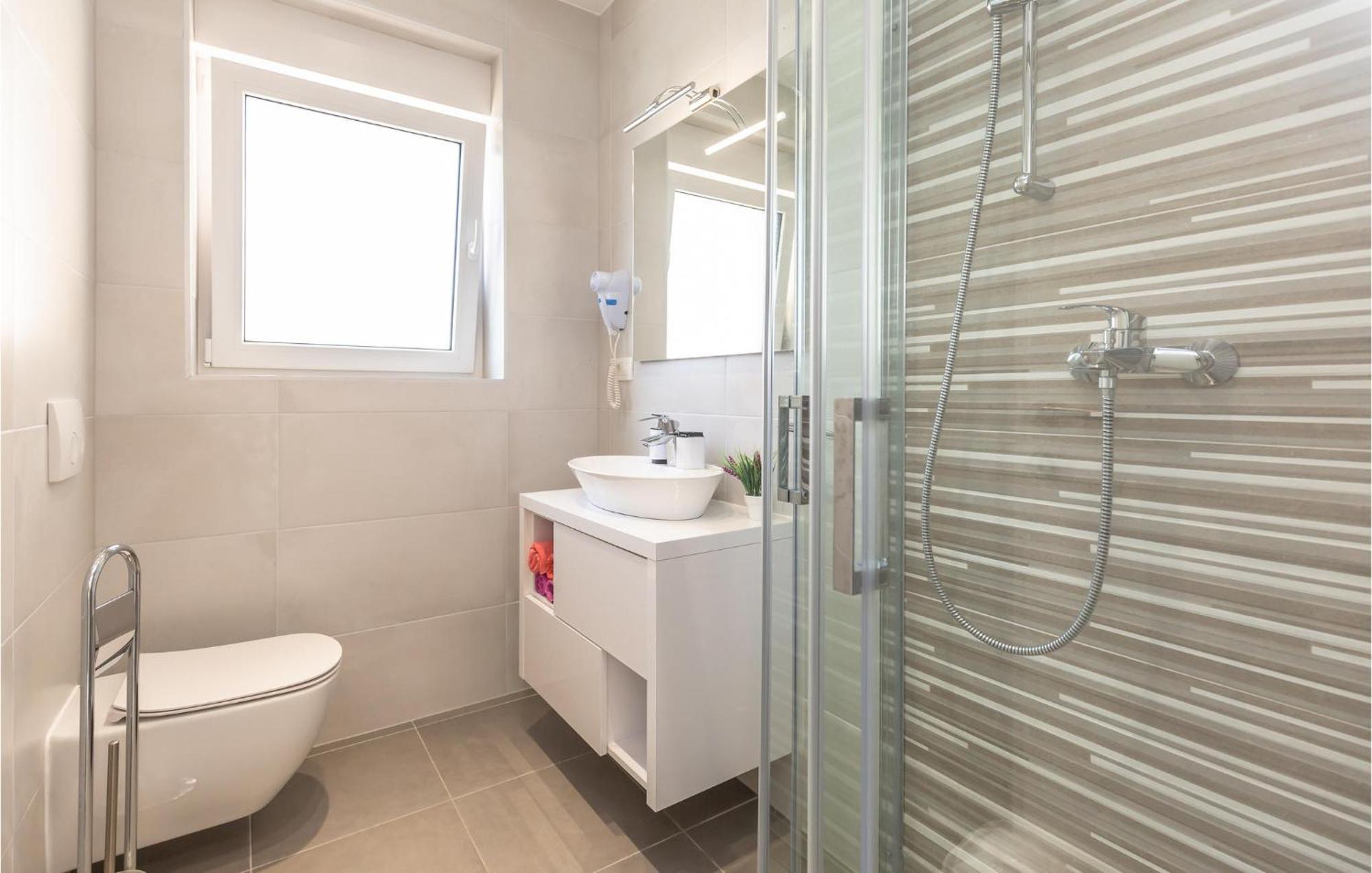 One-Bedroom Apartment in Medici Kutleša Buitenkant foto